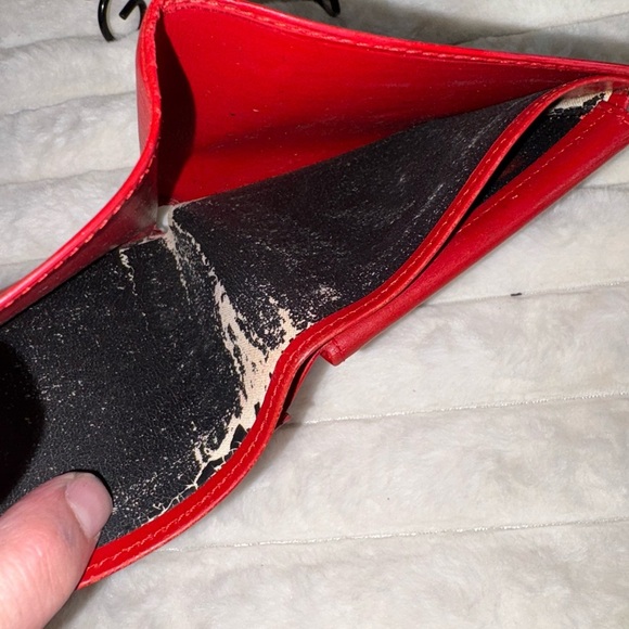 Louis Vuitton Epi Scarlet Leather Wallet - Picture 7 of 8